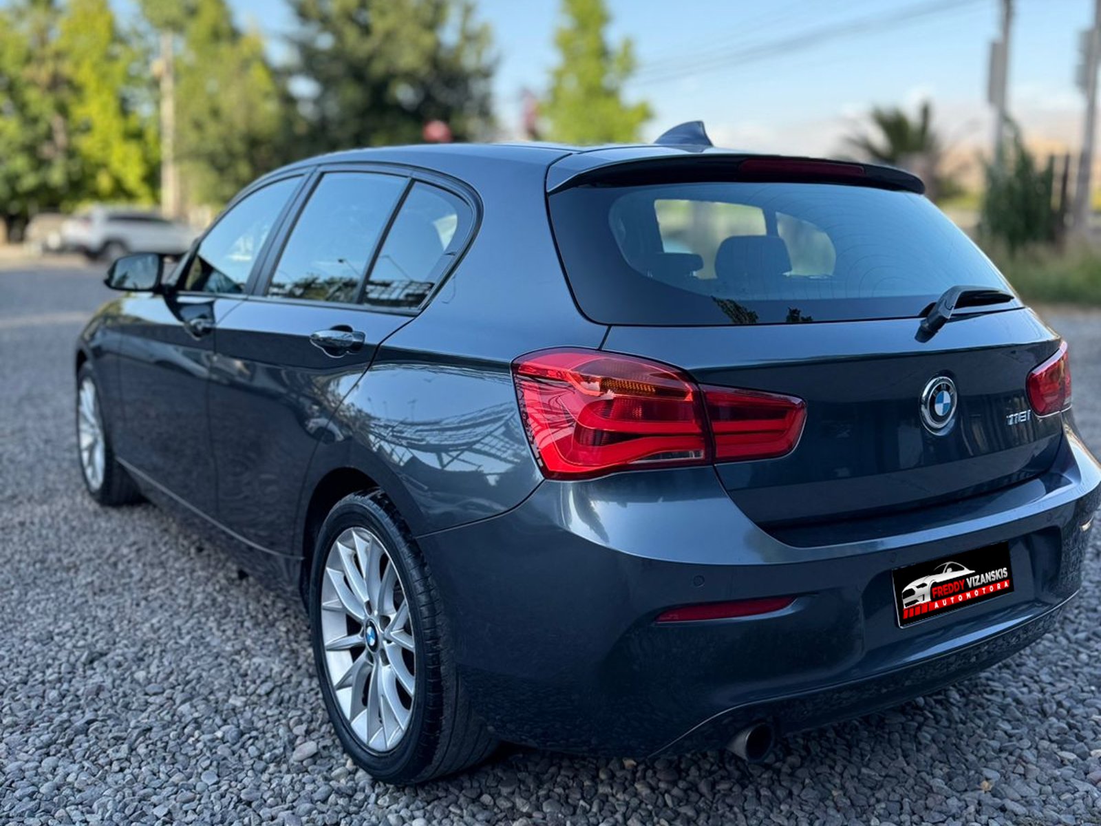 BMW 118i Lc 2018 - Foto 4 de 13