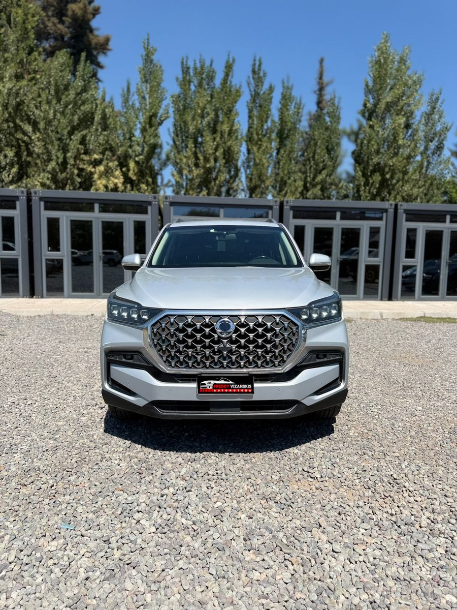 SsangYong New Rexton 2023 - Imagen 3 de 13