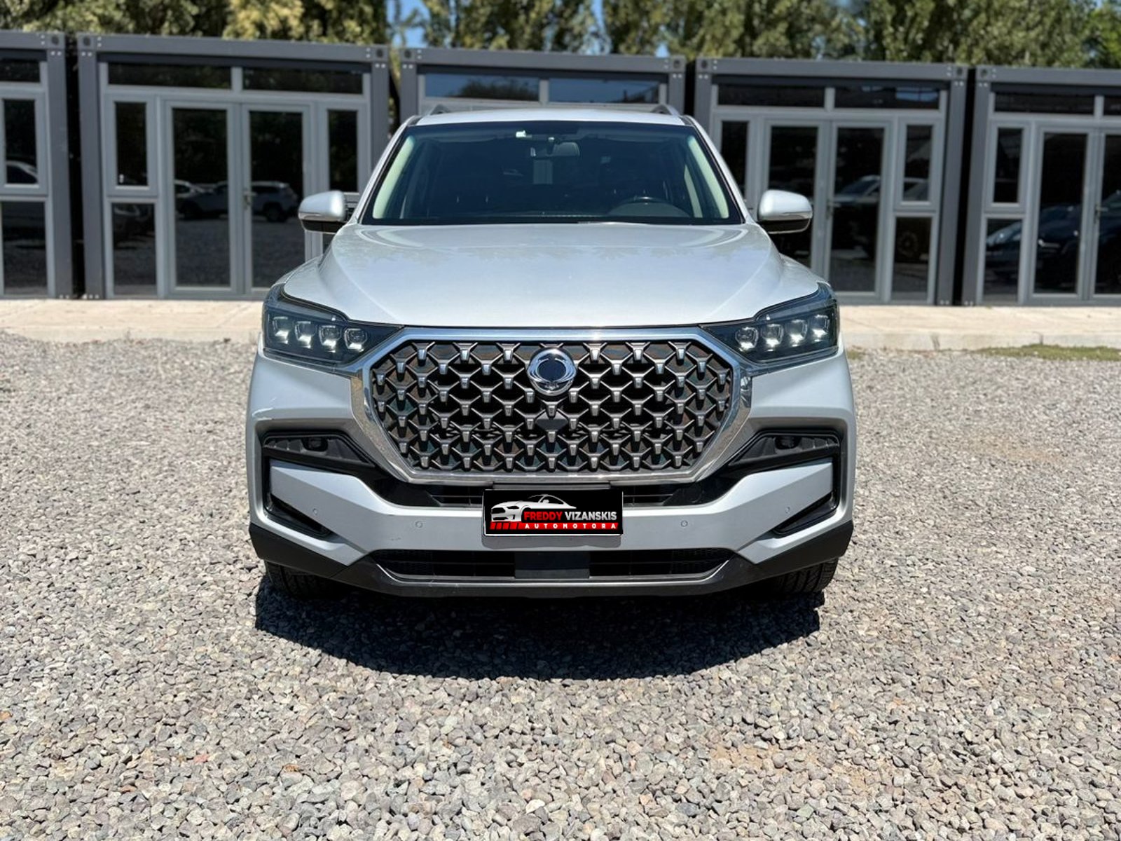 SsangYong New Rexton 2023 - Foto 3 de 13