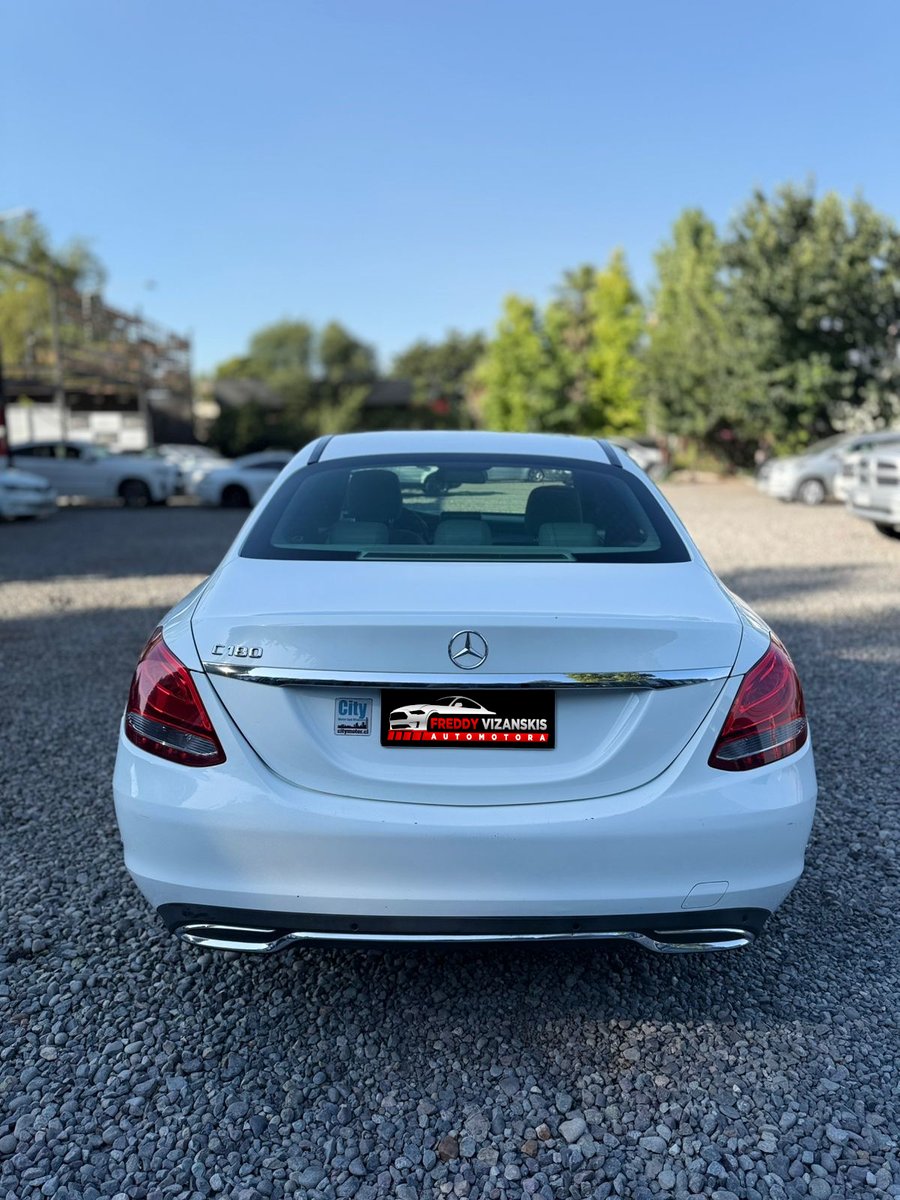 Mercedes-Benz C180 2015 - Imagen 6 de 14