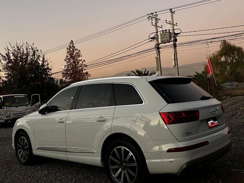 Audi Q7 Tfsi 2017 - Imagen 6 de 11