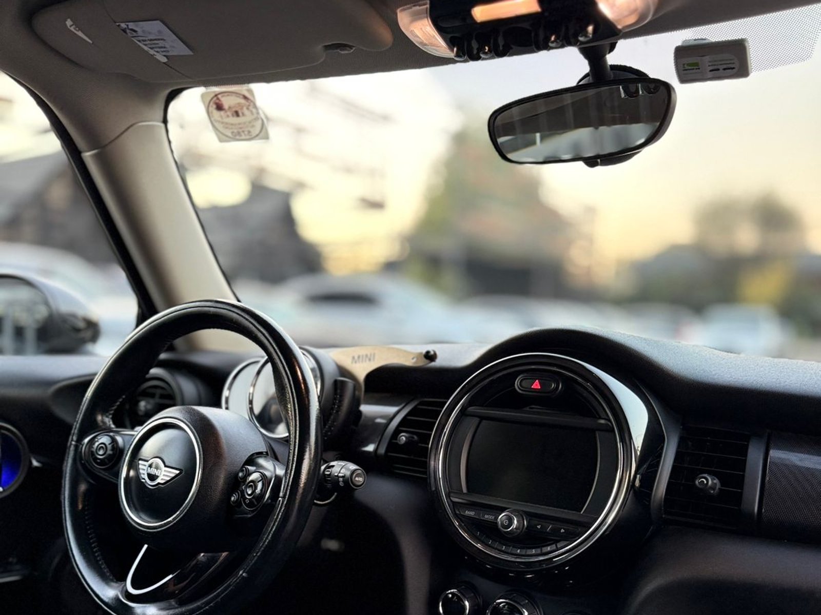 Mini COOPER F56 2016 - Foto 4 de 10