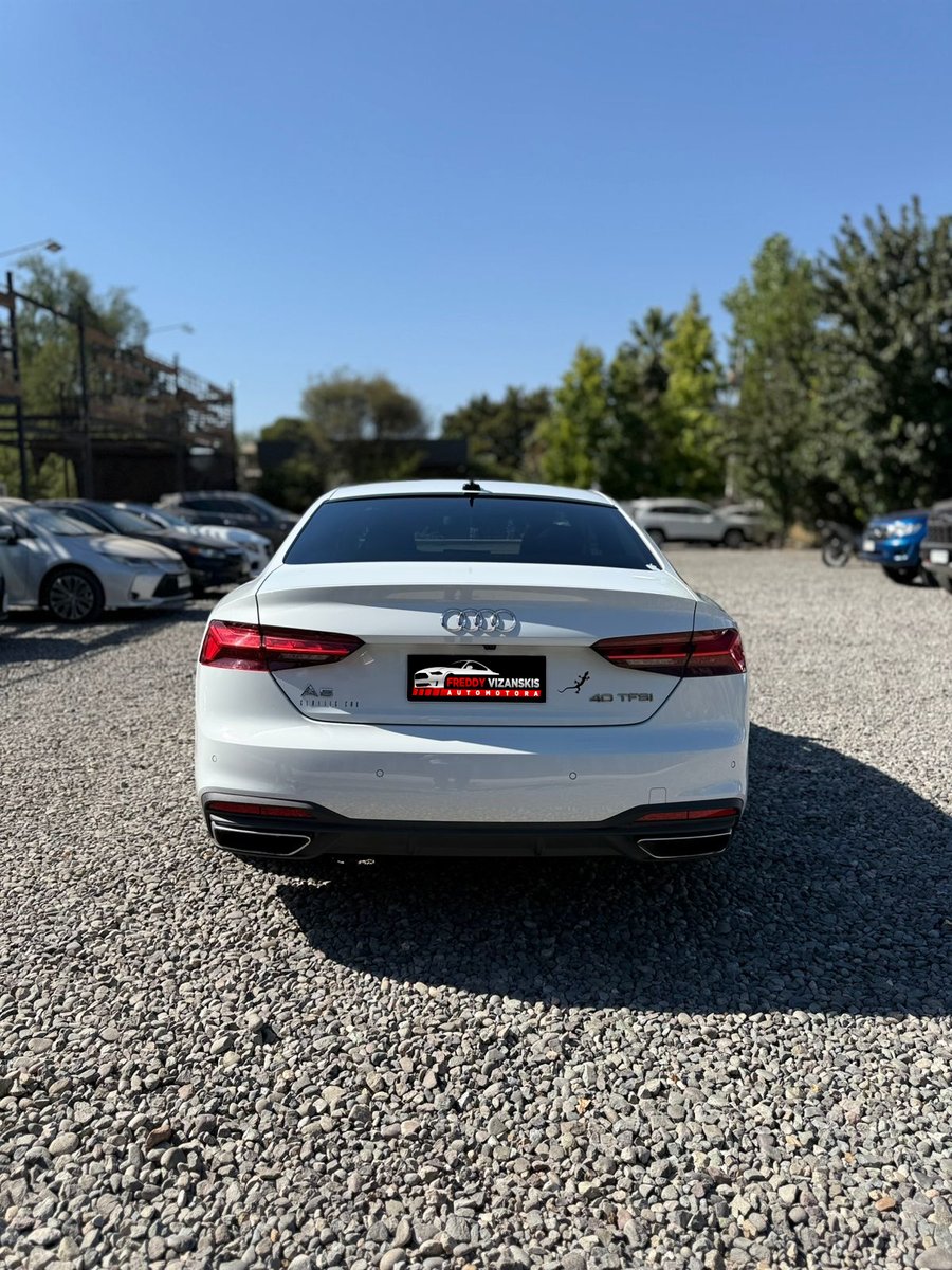 Audi A5 Coupe 40 Tfsi 2023 - Imagen 5 de 10