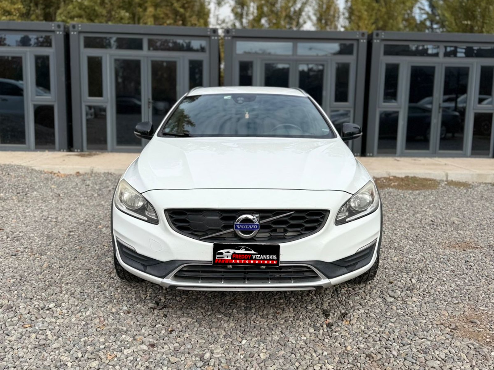 Volvo V60 Cc D4 2018 - Foto 2 de 10