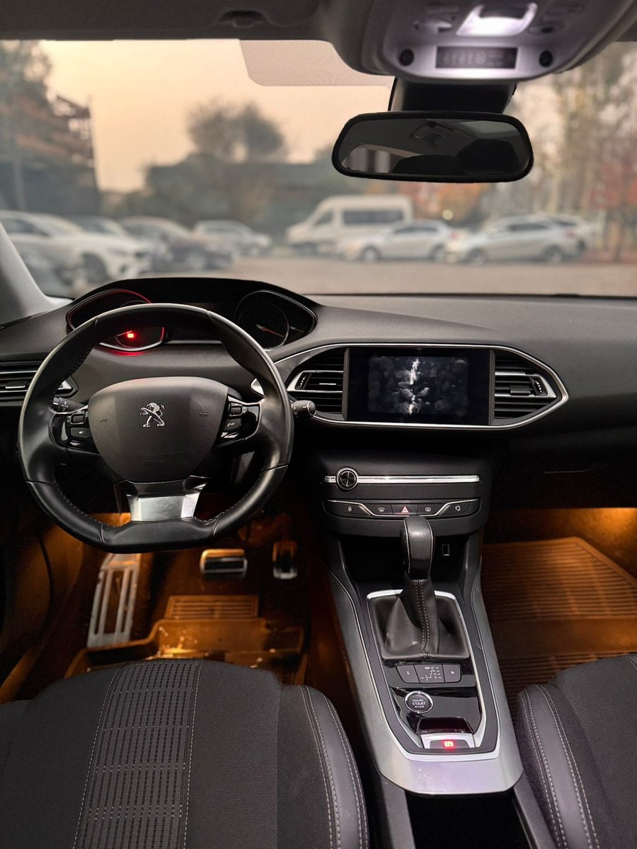 Peugeot 308 2022 - Imagen 8 de 9