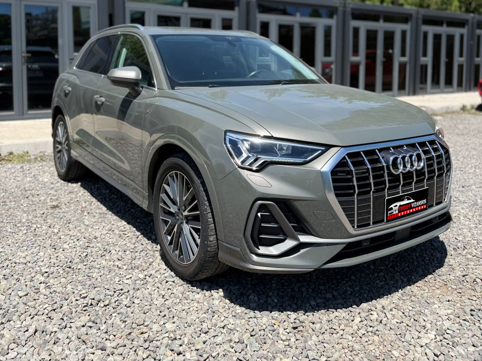Audi Q3 40 Tfsi Sline 2021 - Foto 3 de 13