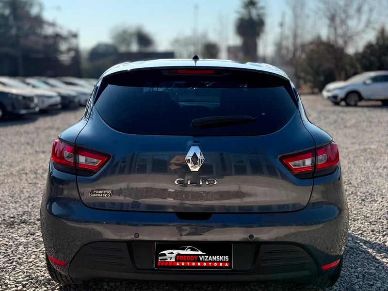 Renault Clio Iv Hb Expression 2020 - Imagen 10 de 10