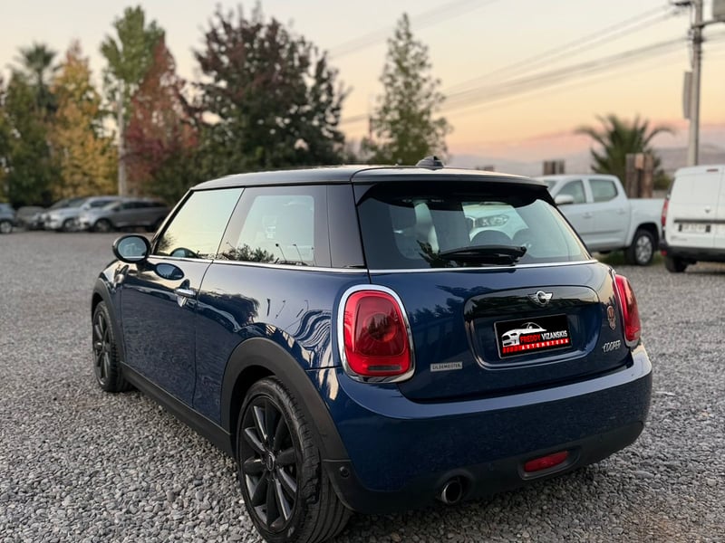 Mini COOPER F56 2016 - Imagen 7 de 10
