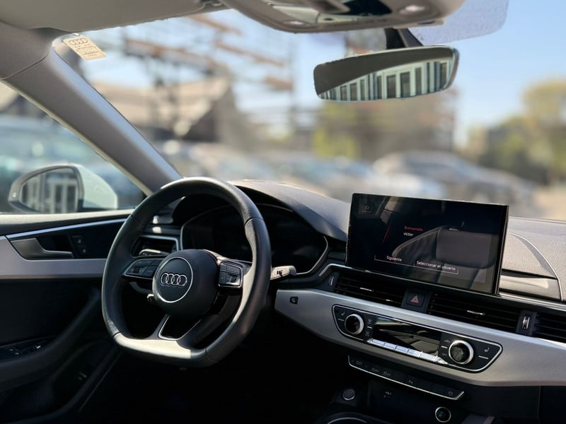 Audi A5 Coupe 40 Tfsi 2023 - Imagen 8 de 10
