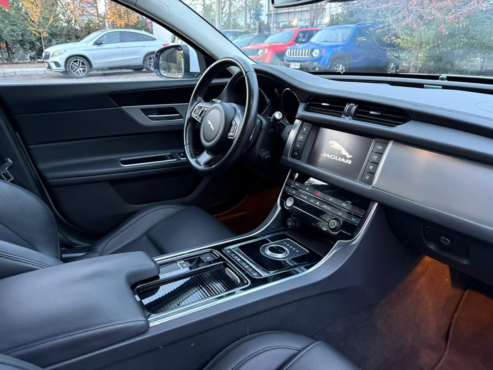 Jaguar Xf Pure 2019 - Imagen 5 de 10