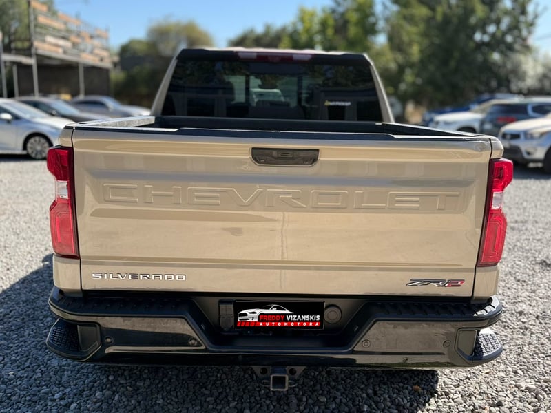 Chevrolet Silverado Zr2 2023 - Imagen 9 de 10