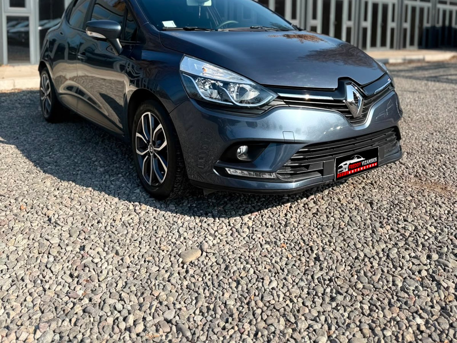 Renault Clio Iv Hb Expression 2020 - Foto 3 de 10