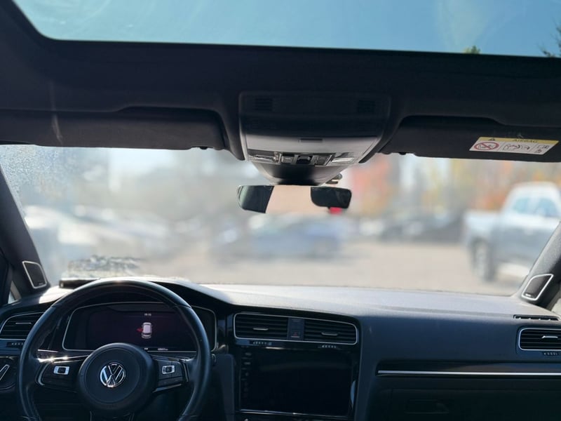 Volkswagen Golf R 2018 - Imagen 7 de 12