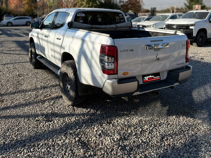 Mitsubishi L200 Dakar Cd 4x4 2021 - Imagen 4 de 11