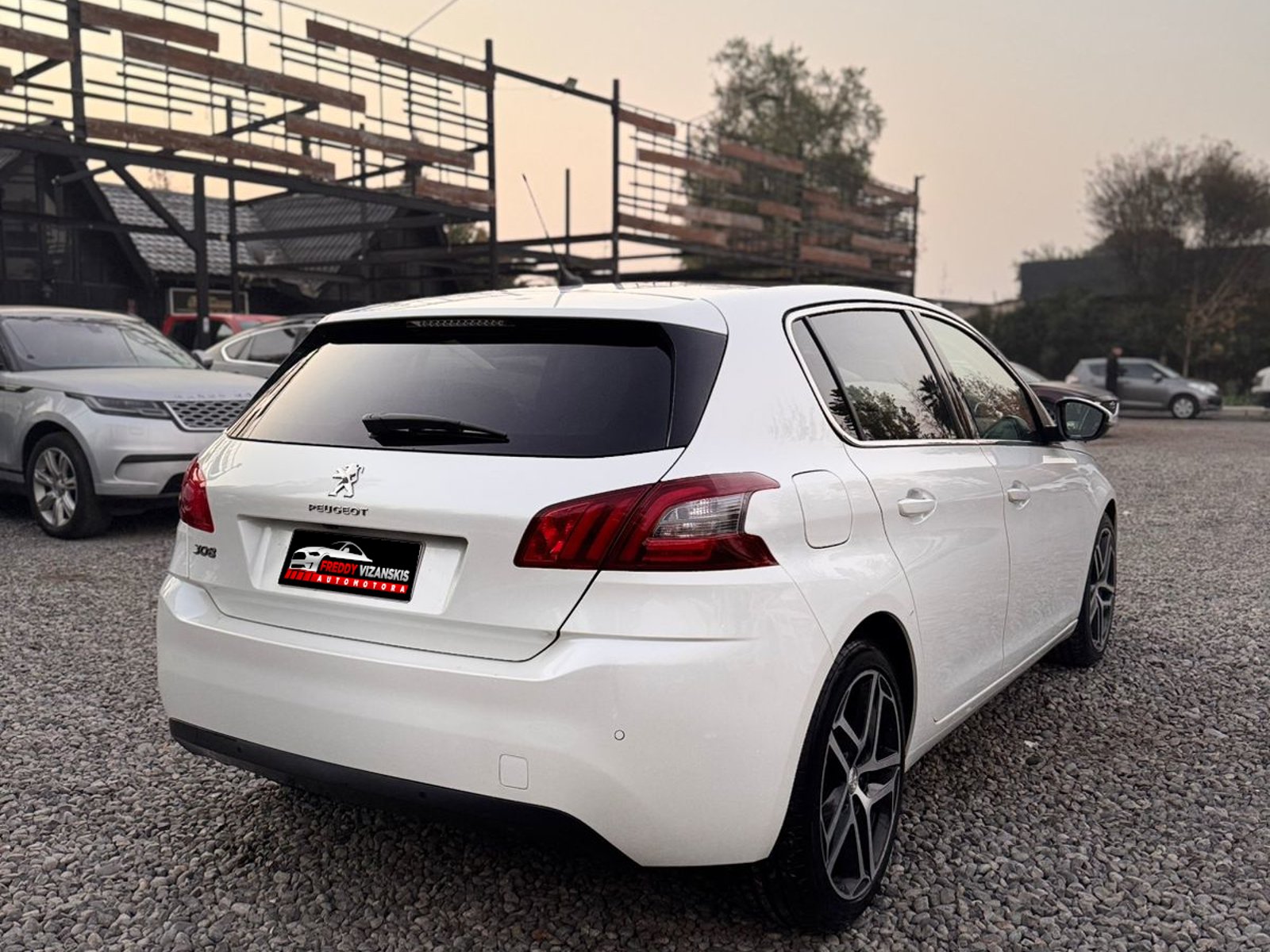 Peugeot 308 2022 - Foto 3 de 9