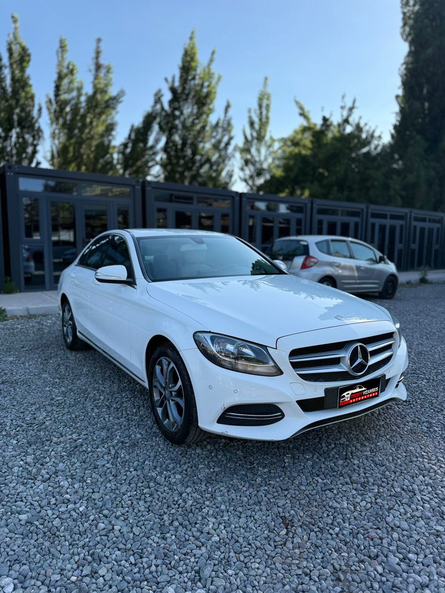 Mercedes-Benz C180 2015 - Imagen 3 de 14