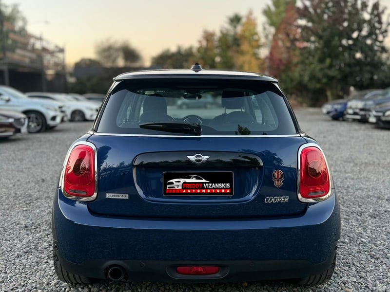 Mini COOPER F56 2016 - Imagen 9 de 10