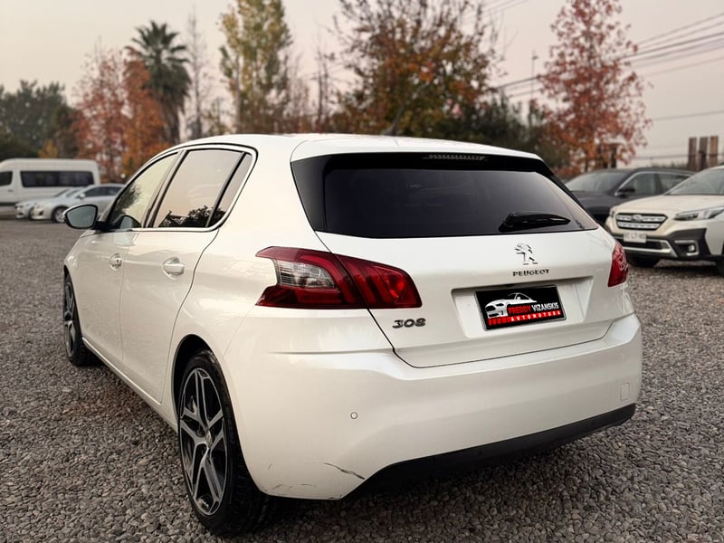 Peugeot 308 2022 - Imagen 4 de 9