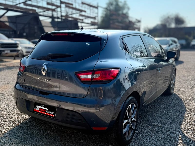 Renault Clio Iv Hb Expression 2020 - Imagen 9 de 10