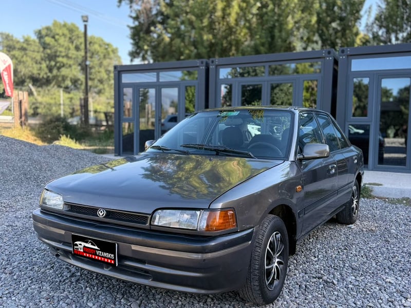 Mazda 323 Glx 1995 - Imagen 3 de 12