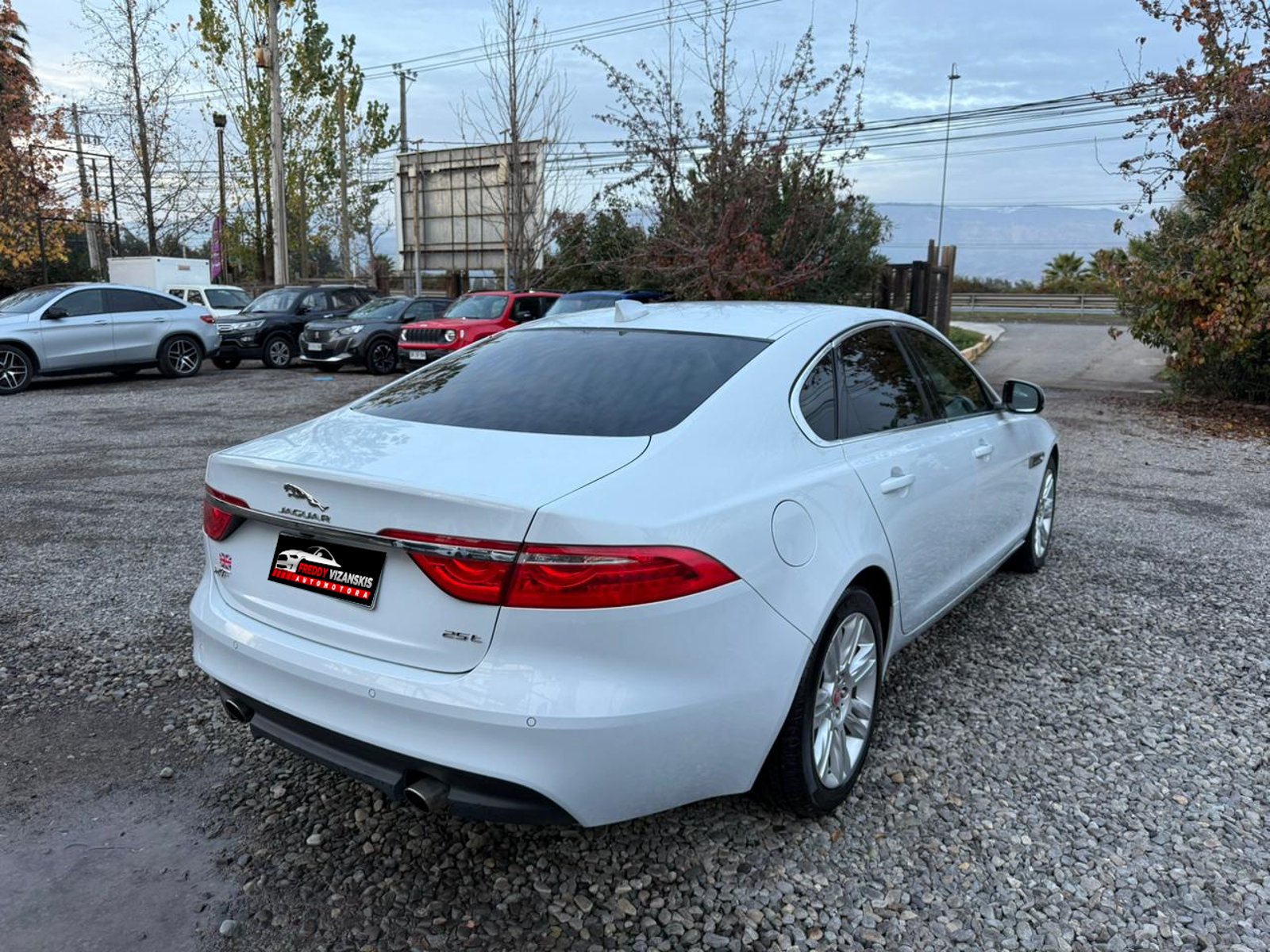 Jaguar Xf Pure 2019 - Imagen 8 de 10