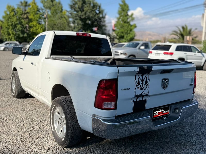 RAM 1500 2010 - Imagen 6 de 12