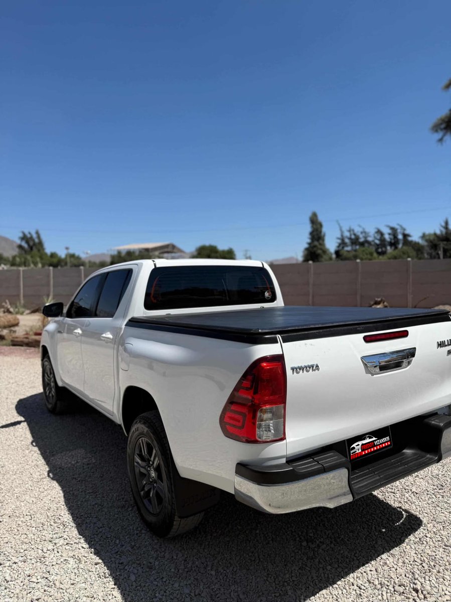 Toyota Hilux Sr 2024 - Imagen 5 de 11