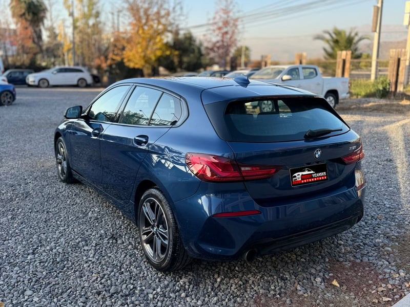 BMW 118i 2021 - Imagen 9 de 11