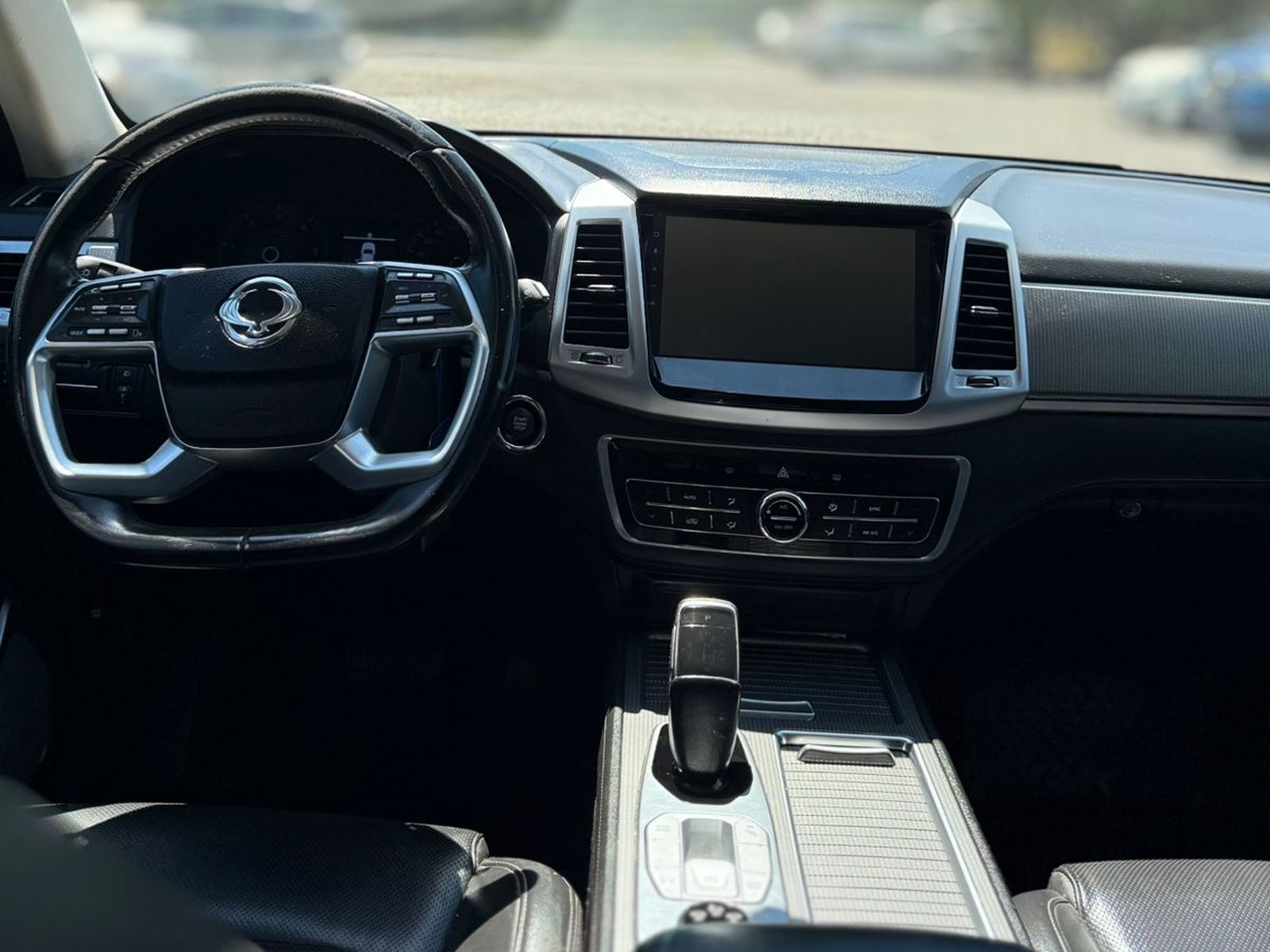 SsangYong New Rexton 2023 - Foto 4 de 13