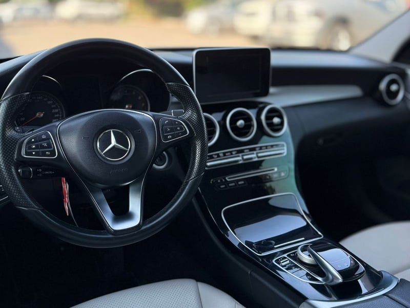Mercedes-Benz C180 2015 - Imagen 12 de 14
