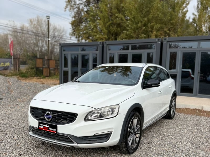 Volvo V60 Cc D4 2018 - Imagen 3 de 10