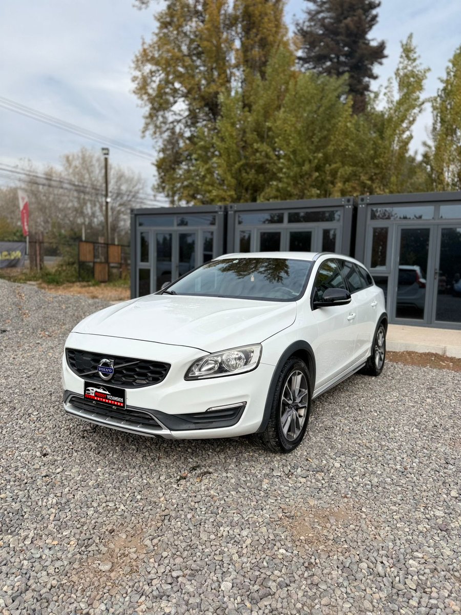 Volvo V60 Cc D4 2018 - Imagen 3 de 10