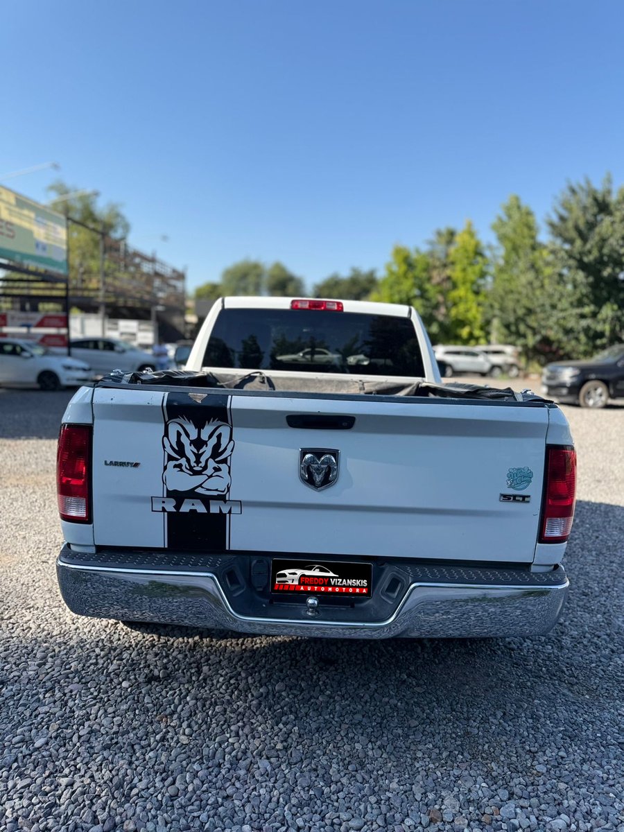 RAM 1500 2010 - Imagen 5 de 12