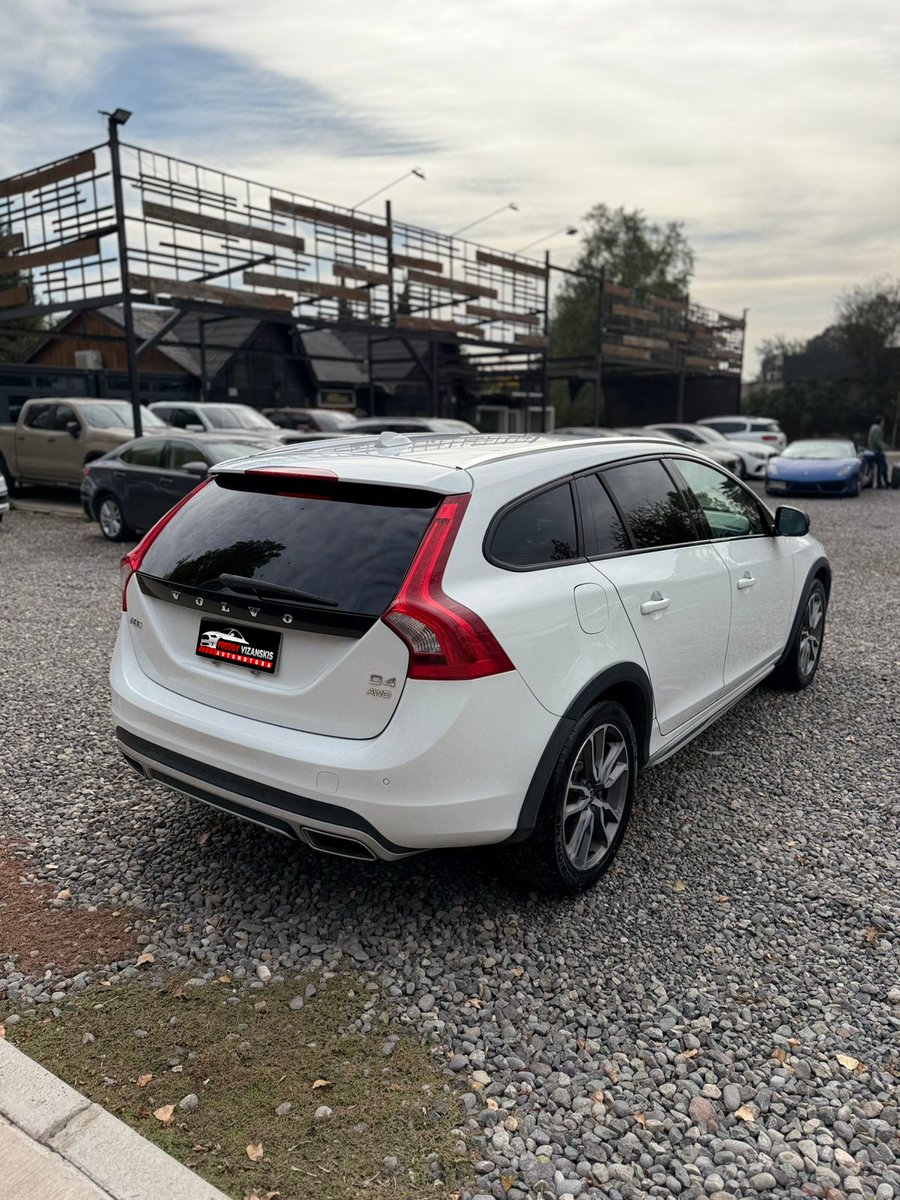 Volvo V60 Cc D4 2018 - Imagen 6 de 10