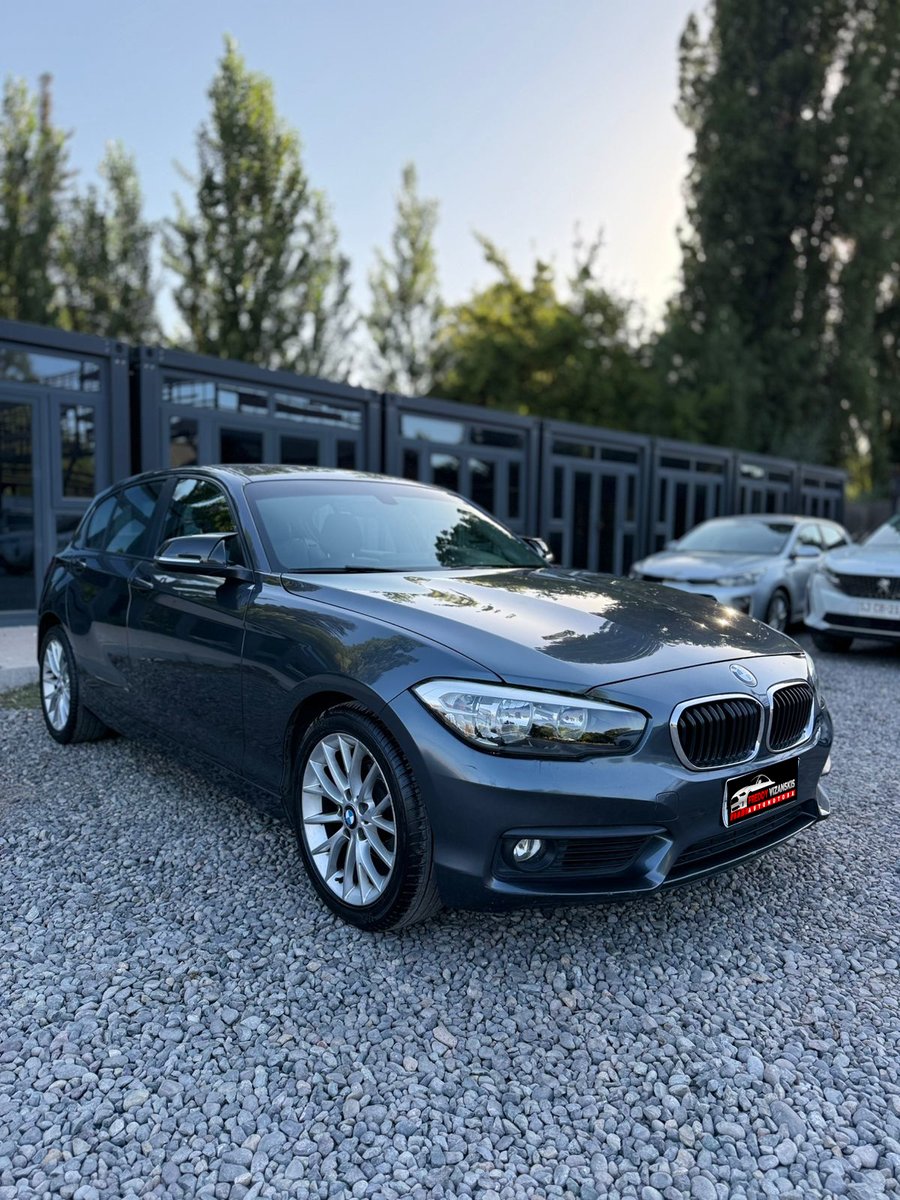 BMW 118i Lc 2018 - Imagen 3 de 13