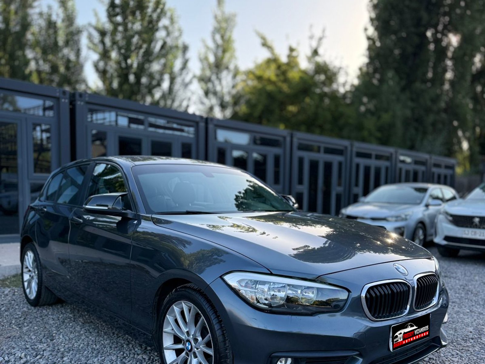 BMW 118i Lc 2018 - Foto 3 de 13
