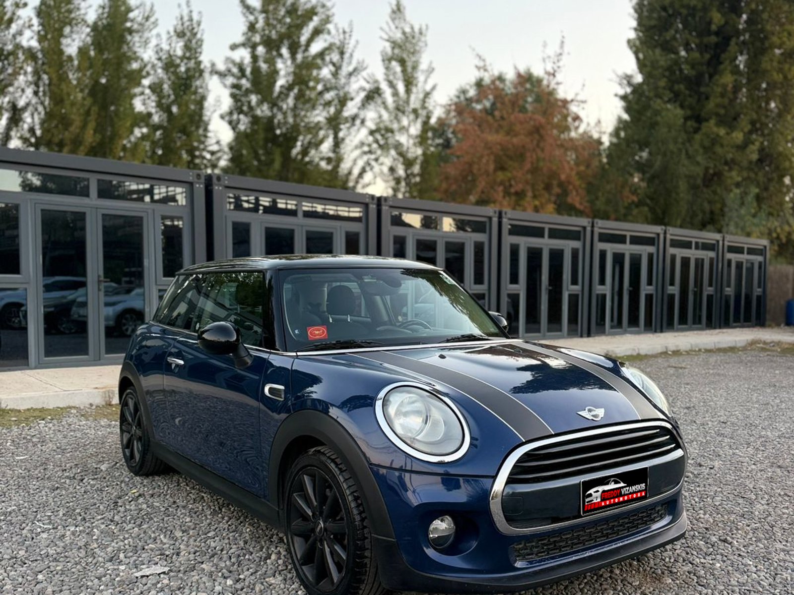 Mini COOPER F56 2016 - Foto 3 de 10
