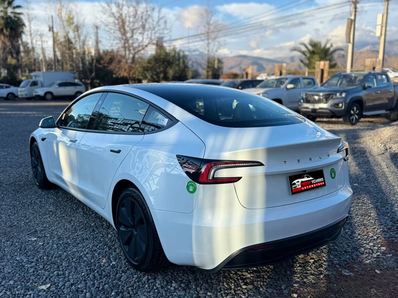 Tesla Model 3 2026 - Imagen 6 de 11