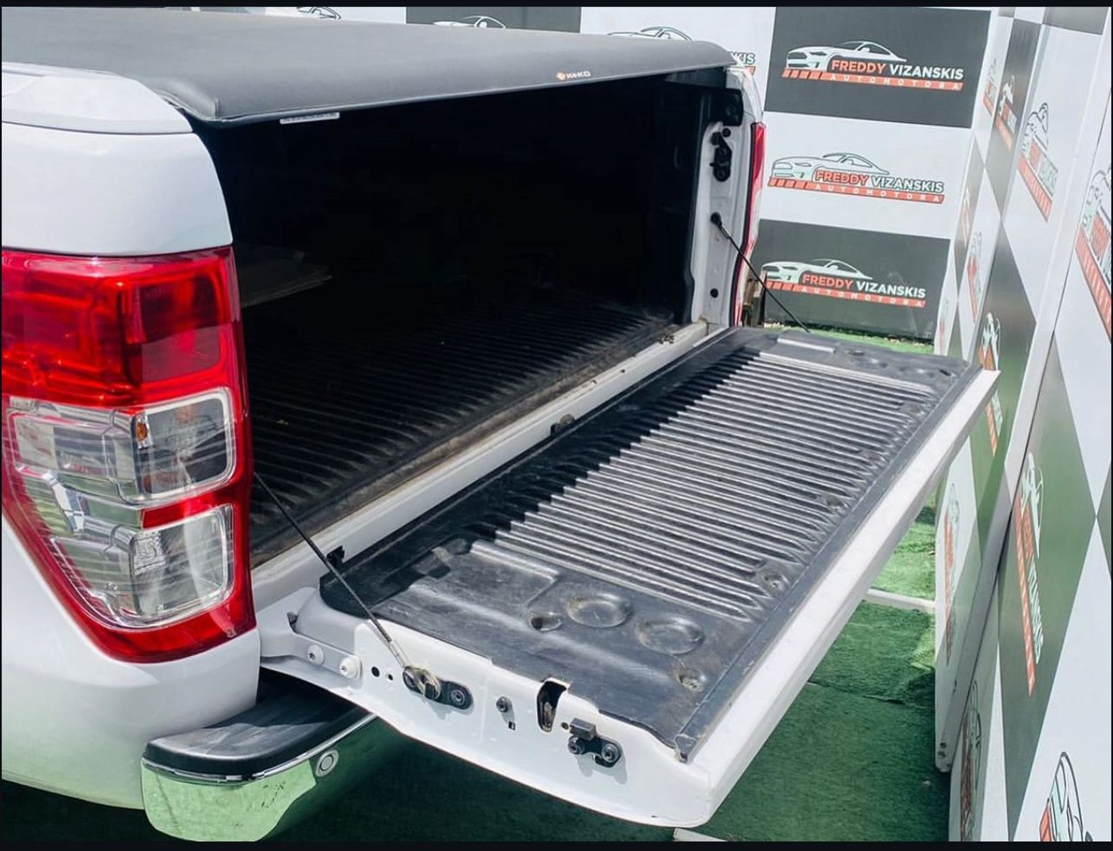 Ford Ranger Limited 4x4 2020 - Imagen 6 de 9