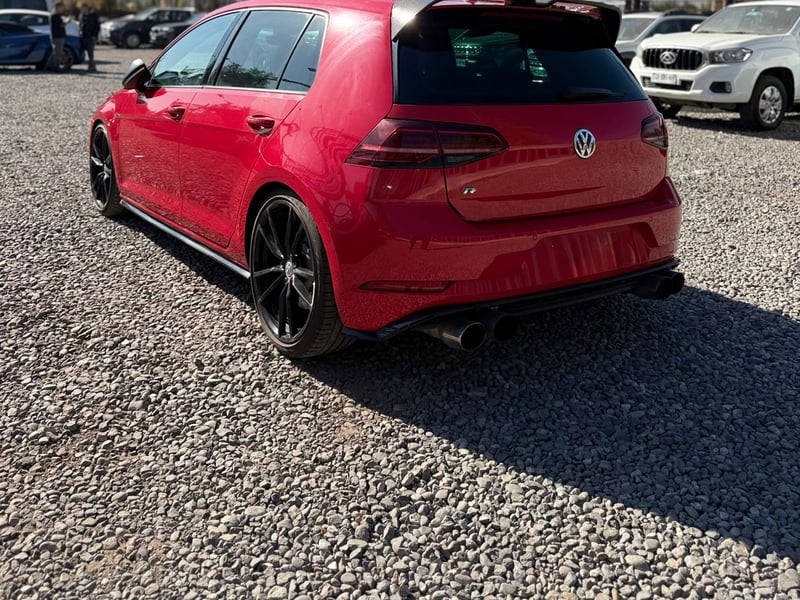 Volkswagen Golf R 2018 - Imagen 6 de 12