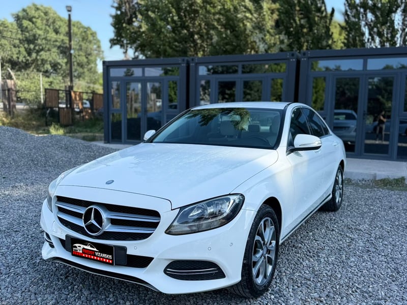 Mercedes-Benz C180 2015