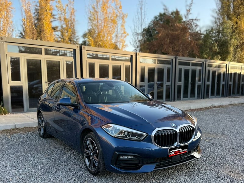 BMW 118i 2021 - Imagen 3 de 11