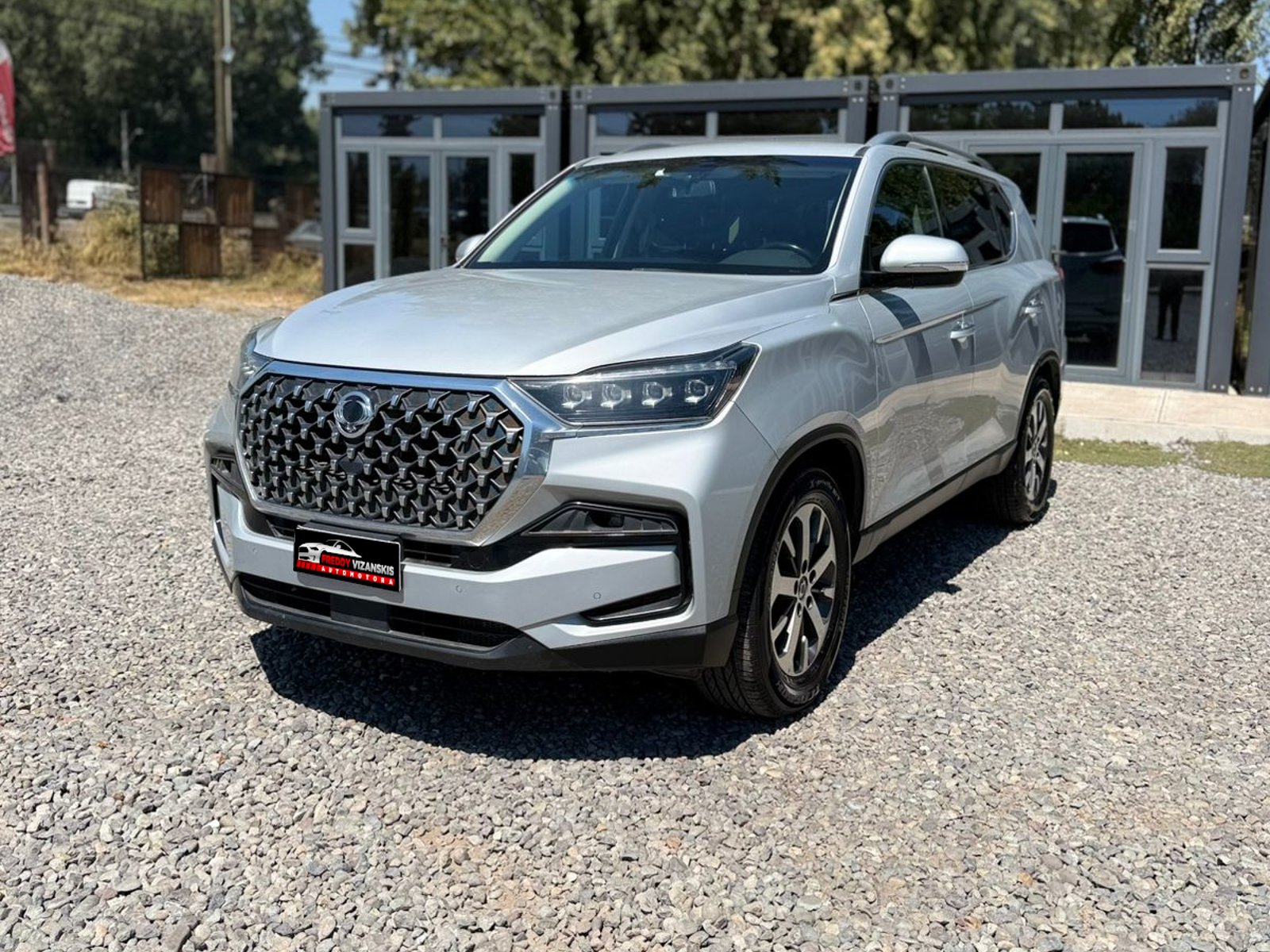 SsangYong New Rexton 2023 - Foto 2 de 13