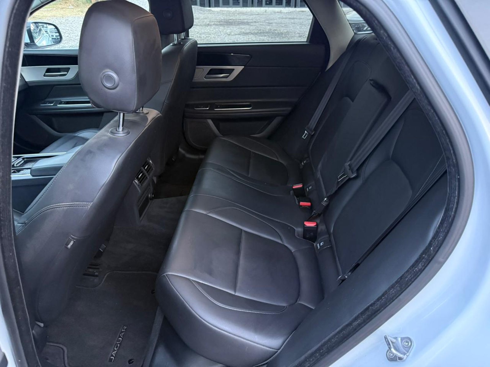 Jaguar Xf Pure 2019 - Imagen 7 de 10