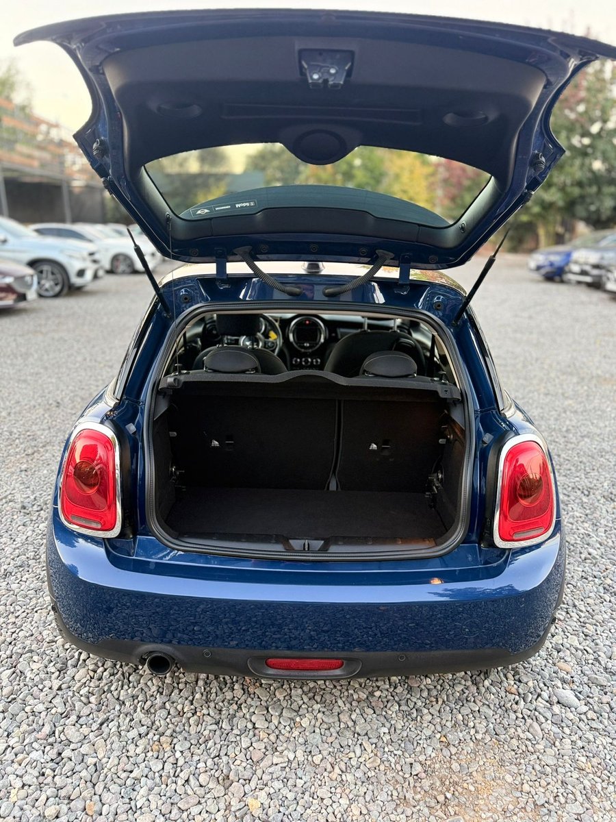 Mini COOPER F56 2016 - Imagen 8 de 10