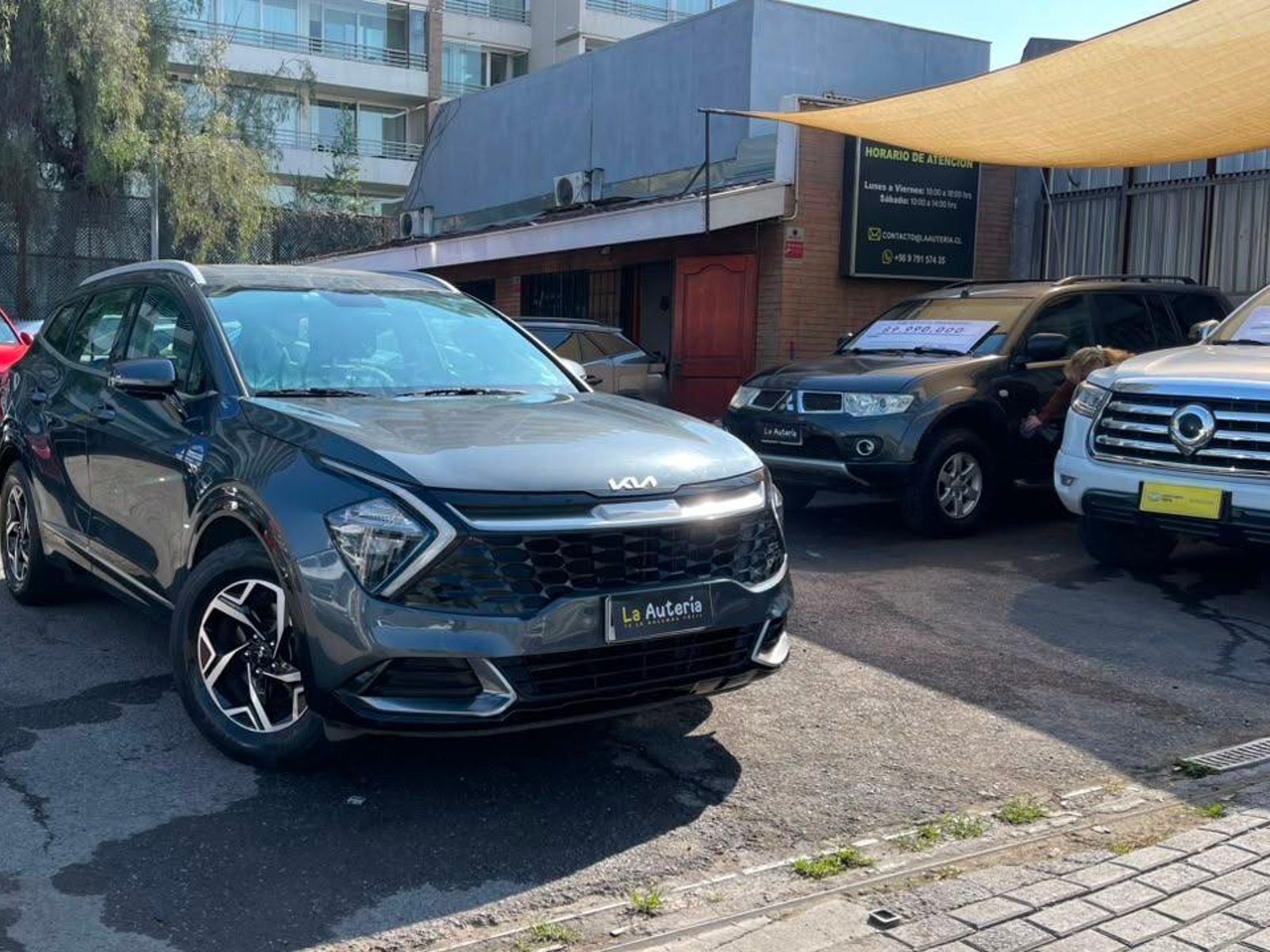 Kia NEW SPORTAGE 2022 - Foto 2 de 16