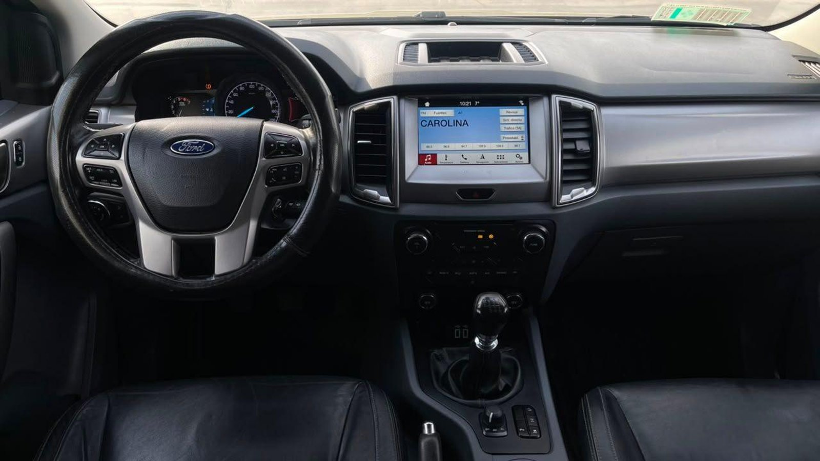 Ford RANGER DCAB LTD 4X4 3.2 2020 - Imagen 9 de 14