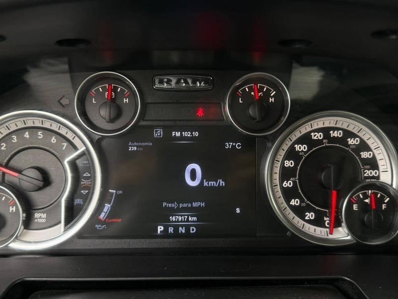 Dodge RAM 1500 2017 - Imagen 7 de 20