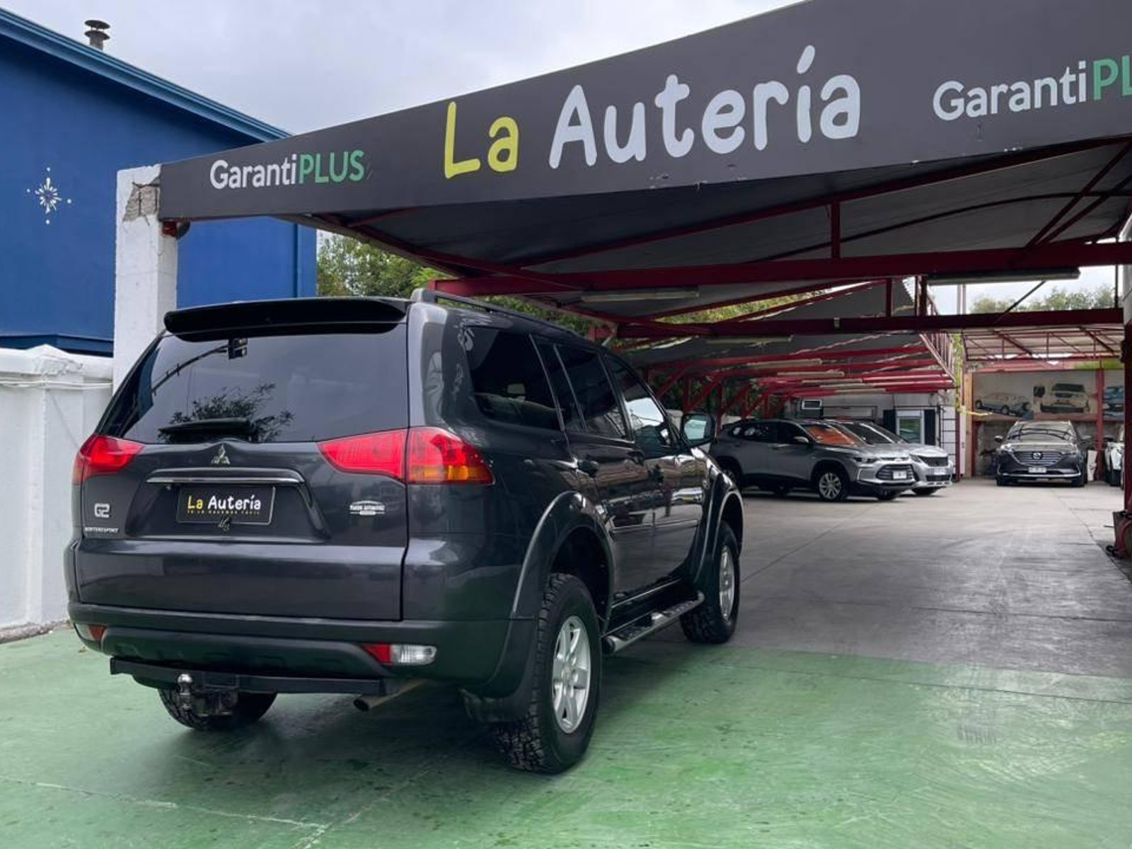 Mitsubishi Montero Sport 2013 - Foto 3 de 14