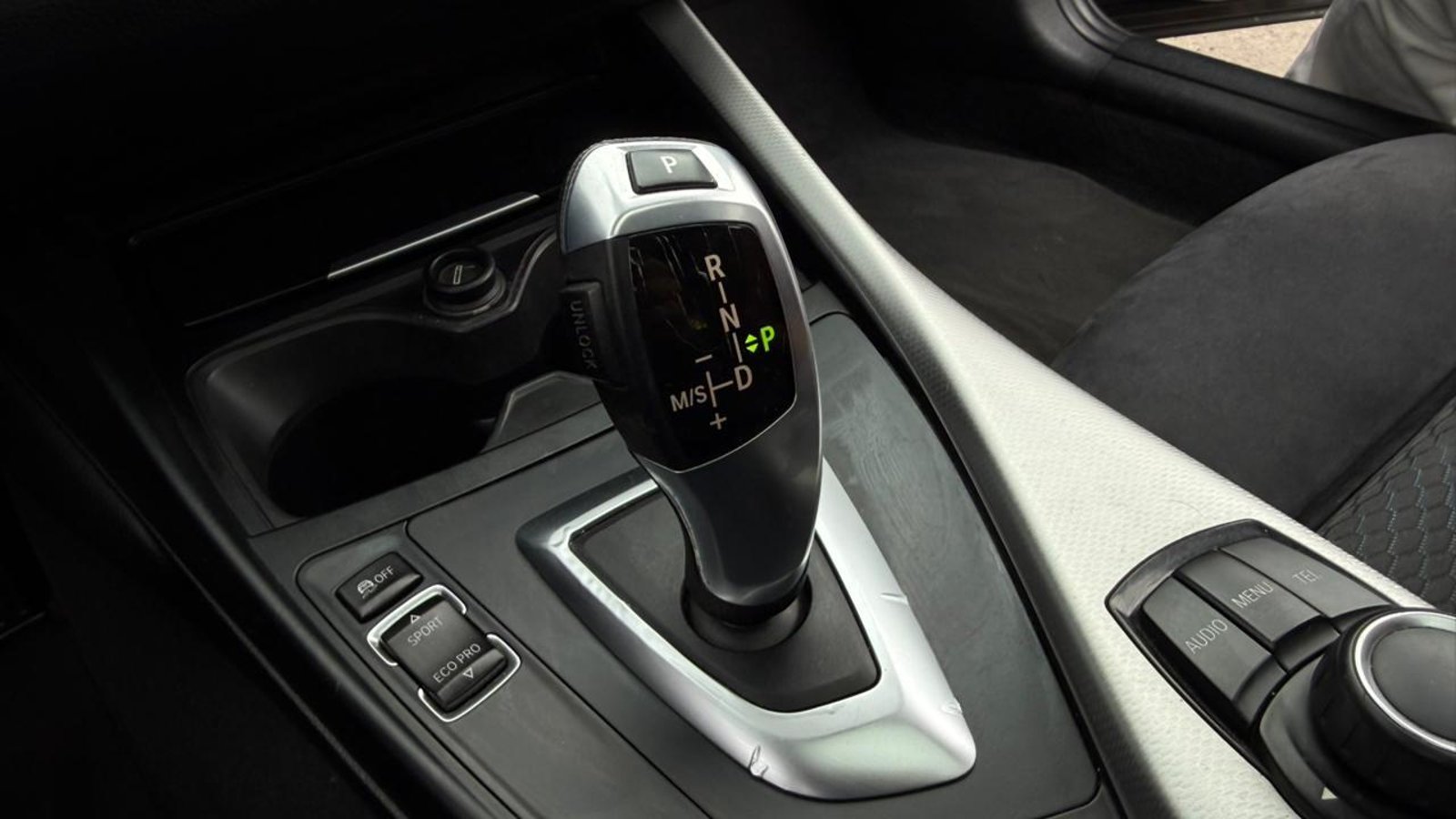 BMW 120i 2017 - Imagen 16 de 20